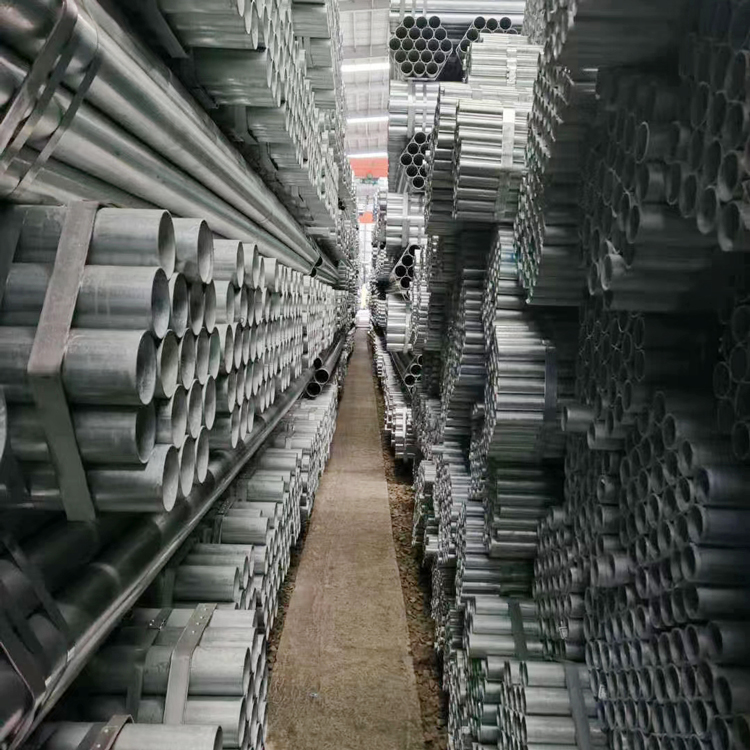 大棚鍍鋅管與不銹鋼管的特性及應(yīng)用介紹